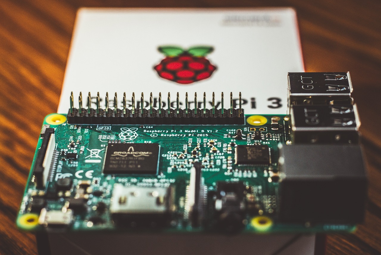 Raspberry Pi（ラズベリーパイ）とは？ラズパイでできること